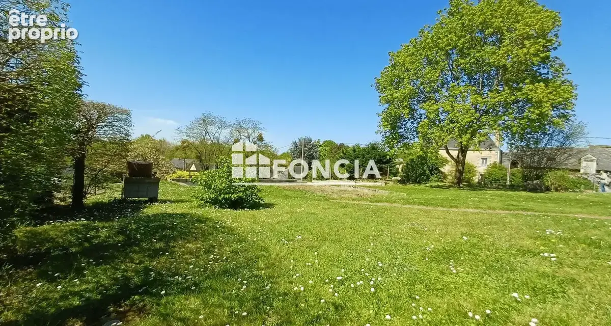 Photo Terrain à Murs-Erigne au prix de 149 000€