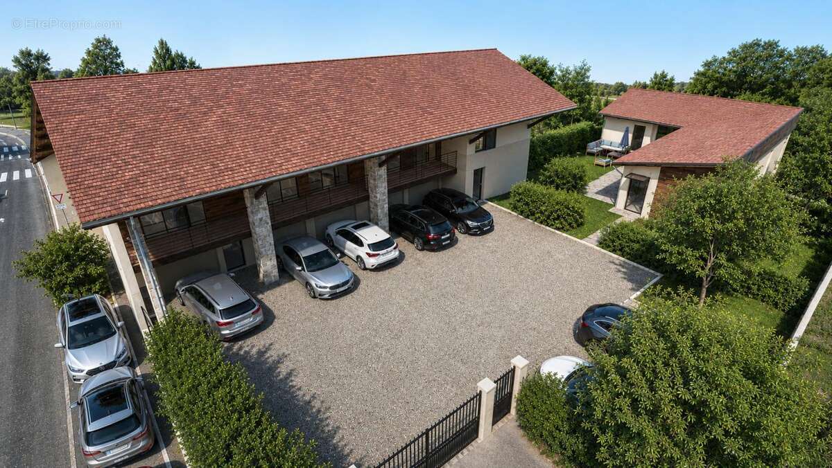 Appartement - Duplex - 2 Chambres - 2 Places de parking - Jardin - Au cœur du village - Proche commodités - photo 4