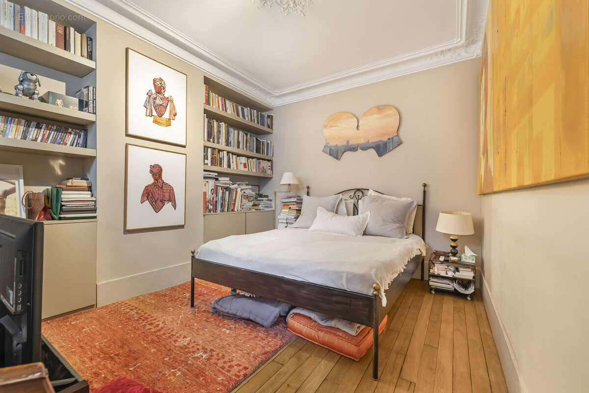 Appartement à PARIS-3E