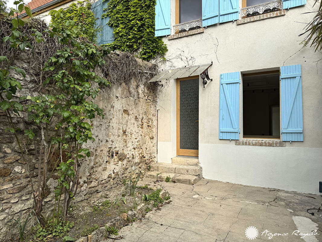Maison à MAREIL-MARLY