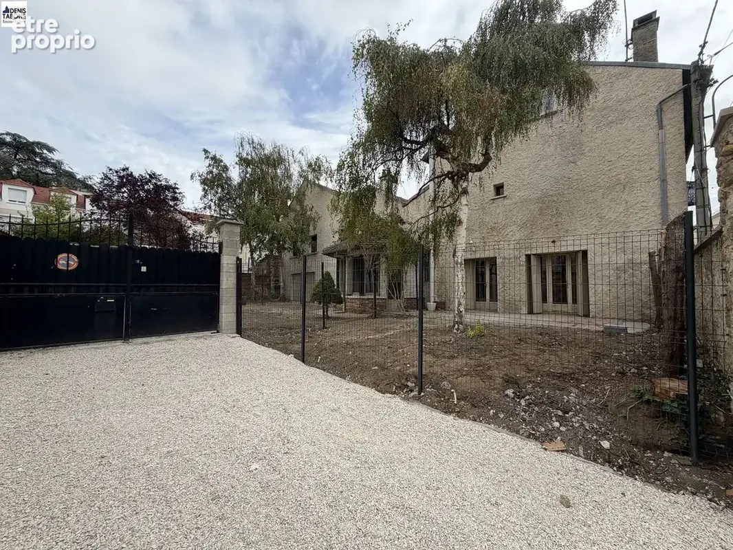 Maison 146 m² à Saint-Leu-La-Foret  - photo 9
