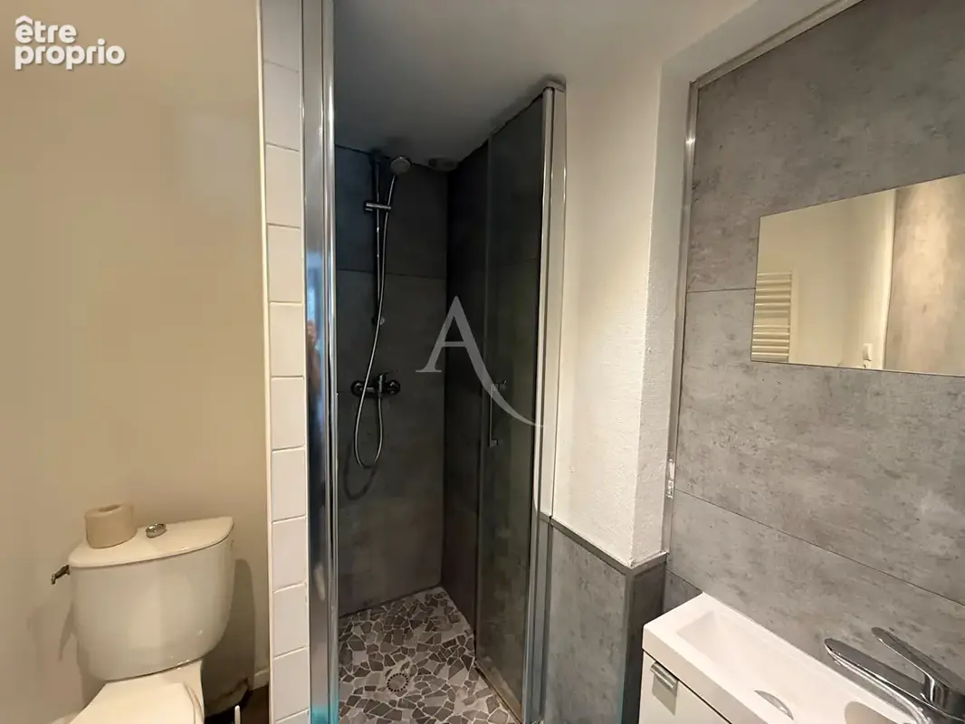 Maison d'habitation divisé en 3 appartements - photo 8
