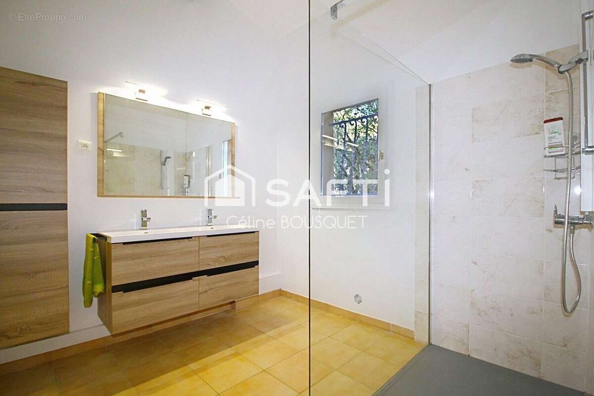 Photo 8 - Maison à NIMES