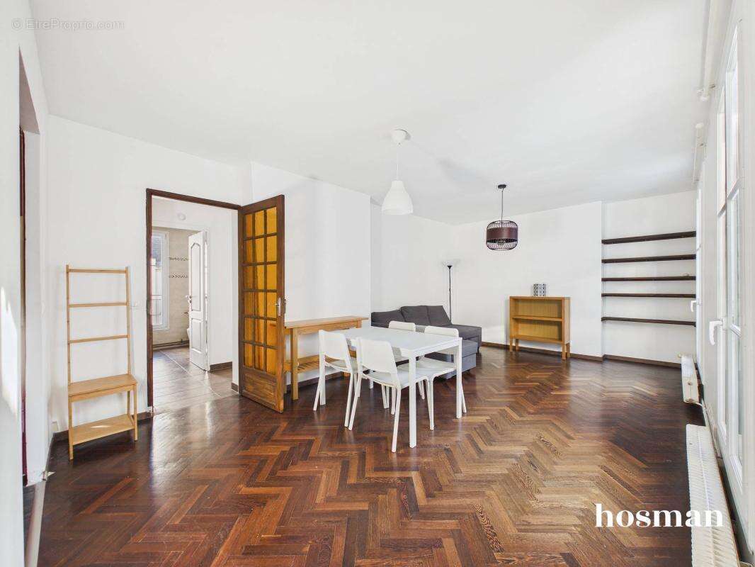 Appartement à PARIS-18E