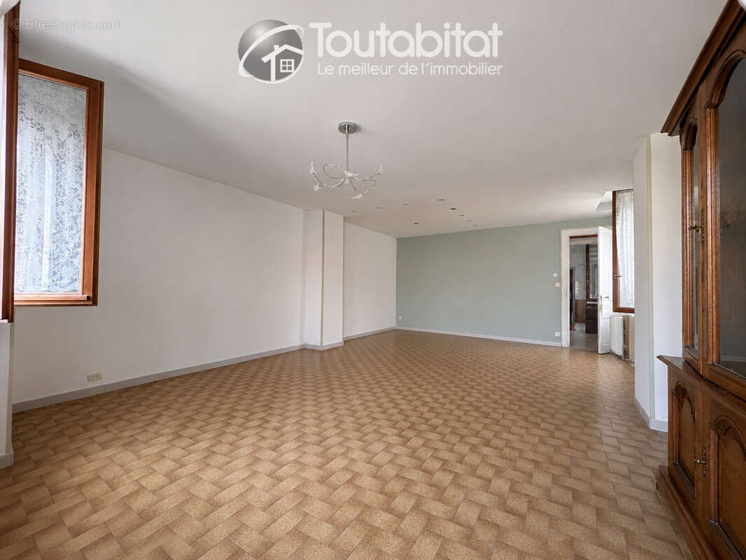 Maison 137 m² à Seraincourt  - photo 12