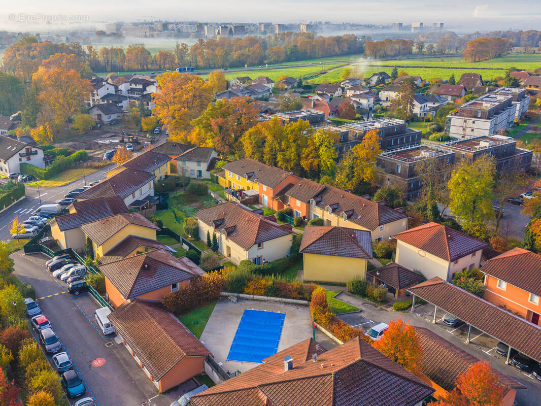 Maison à PREVESSIN-MOENS