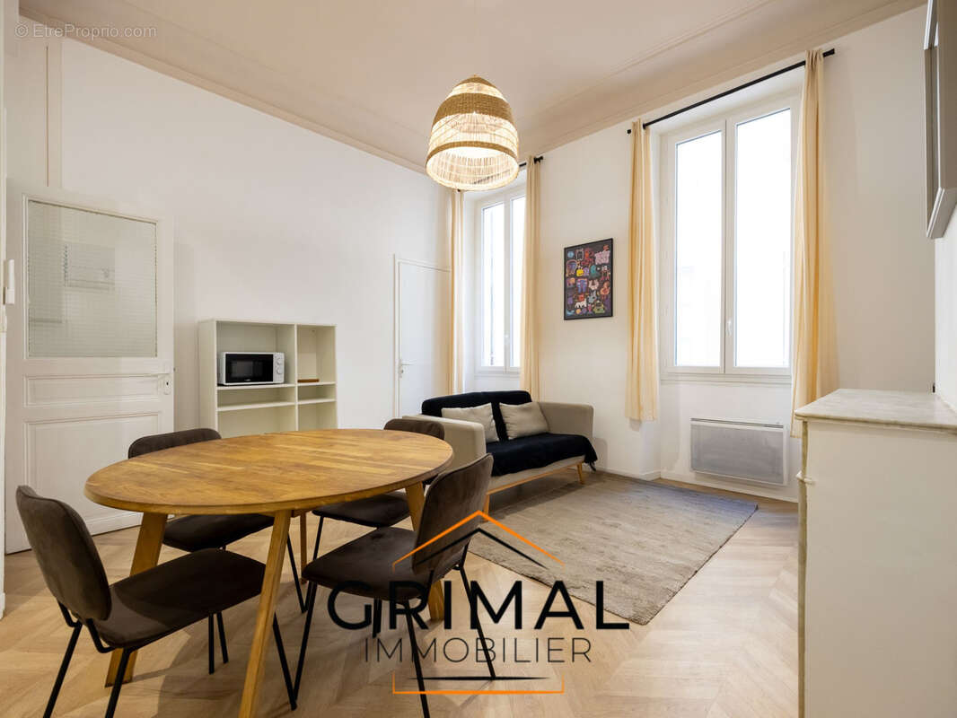 Appartement à MARSEILLE-2E