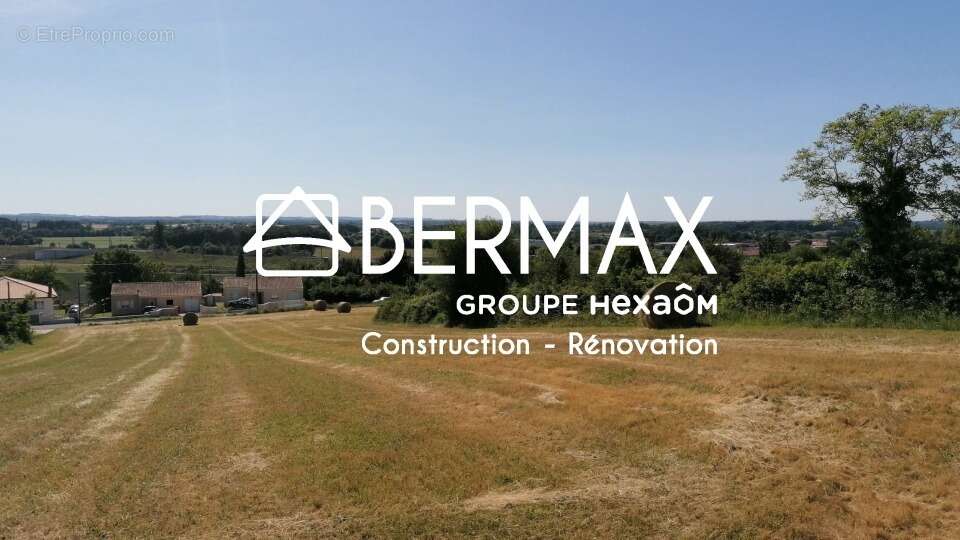 Terrain à LA COURONNE