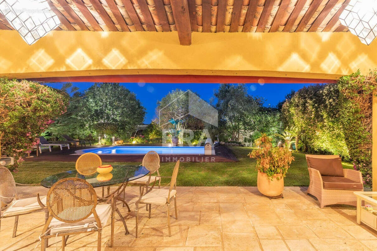 Villa 150m² à vallauris - photo 2