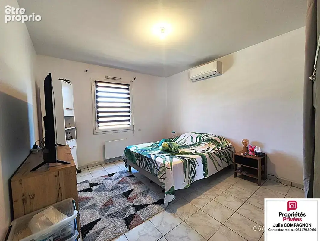 Maison de Plain-pied  120 m² - 5 chambres - garage et terrain - photo 11