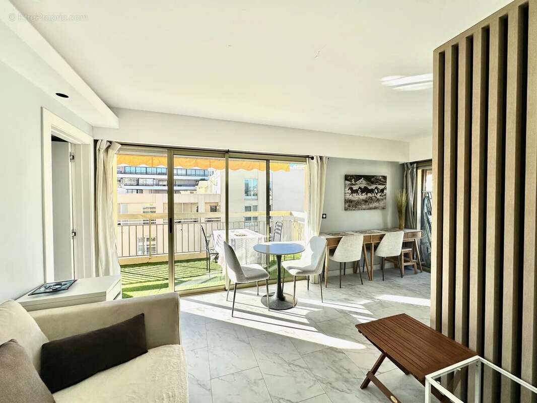 Appartement à CANNES