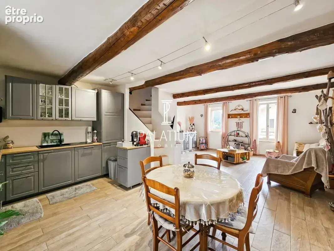 Maison de village rénovée de 103,5 m² - Meyrargues - photo 2