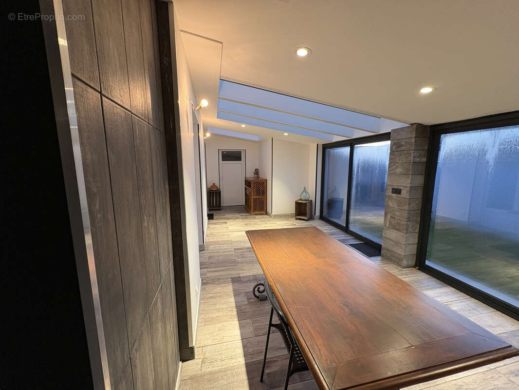 Maison à CARBON-BLANC