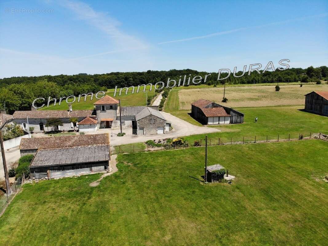 Maison à DURAS