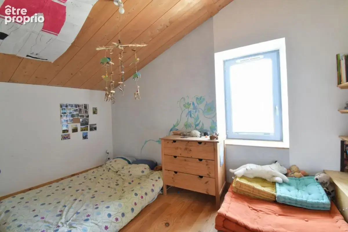 EXCLUSIVITE / Très belle maison avec dépendances et terrain / 63160 Glaine Montaigut - photo 19