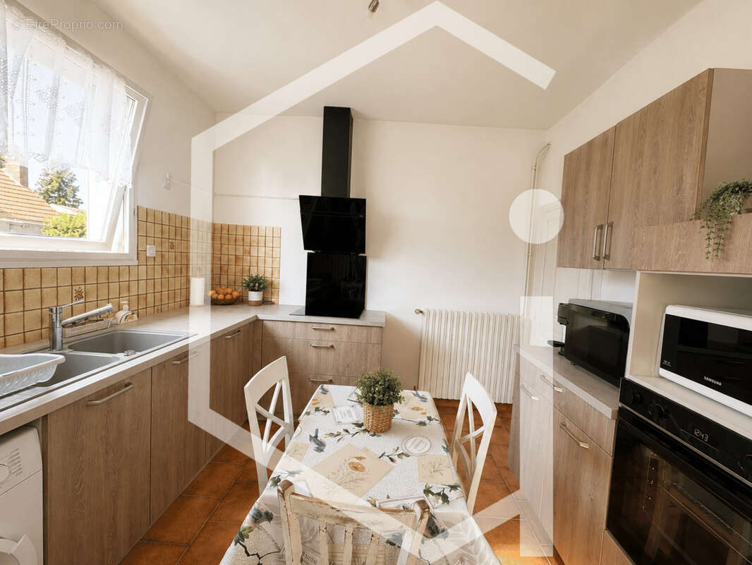Maison familiale avec terrain clos et arboré à 7 km de La Charité-sur-Loire - photo 4