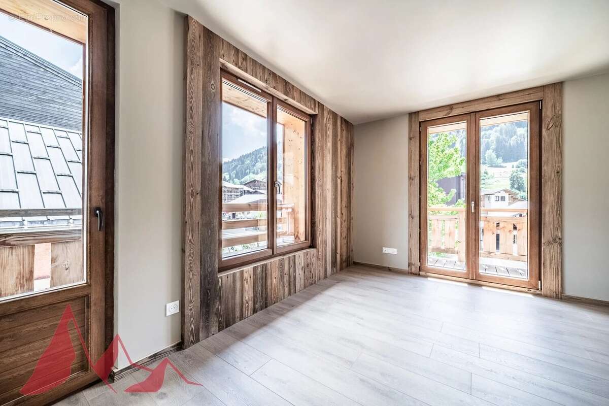 Splendide appartement duplex rénové de 4 chambres situé sur la place centrale de Morzine - photo 6