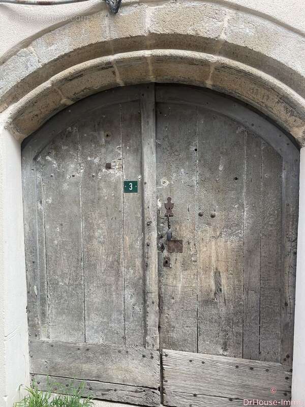 Appartement à SAUXILLANGES