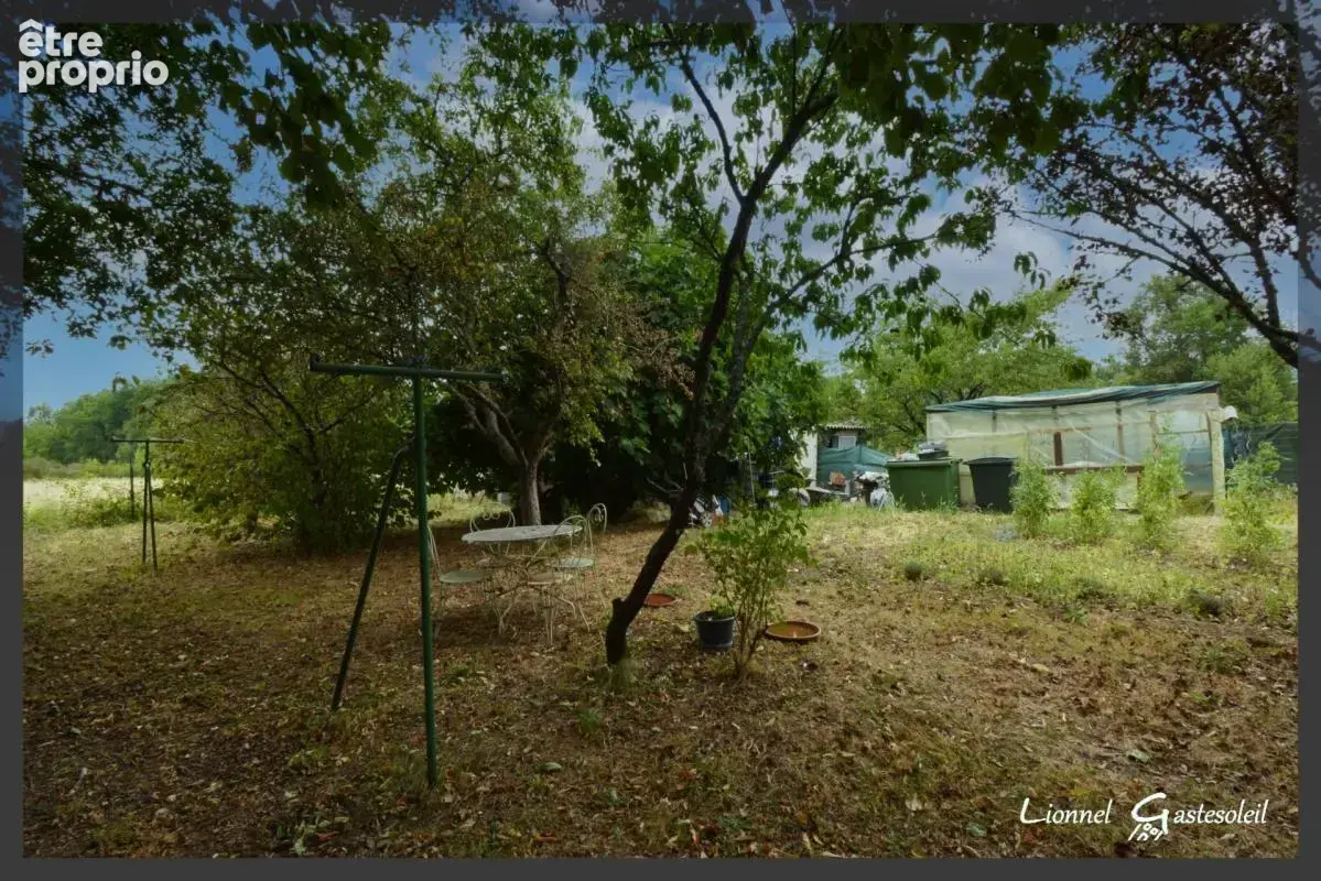 Maison à vendre de plain pieds 2/3 chambres sur la communes de Vélines en Dordogne (24) - photo 23
