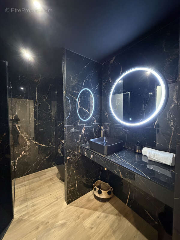 Appartement à AIX-LES-BAINS