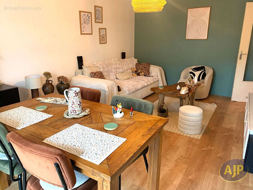 Appartement à SAINT-SEBASTIEN-SUR-LOIRE