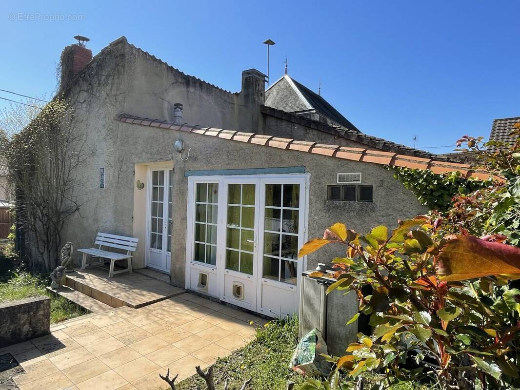 Maison à BELLEFONDS