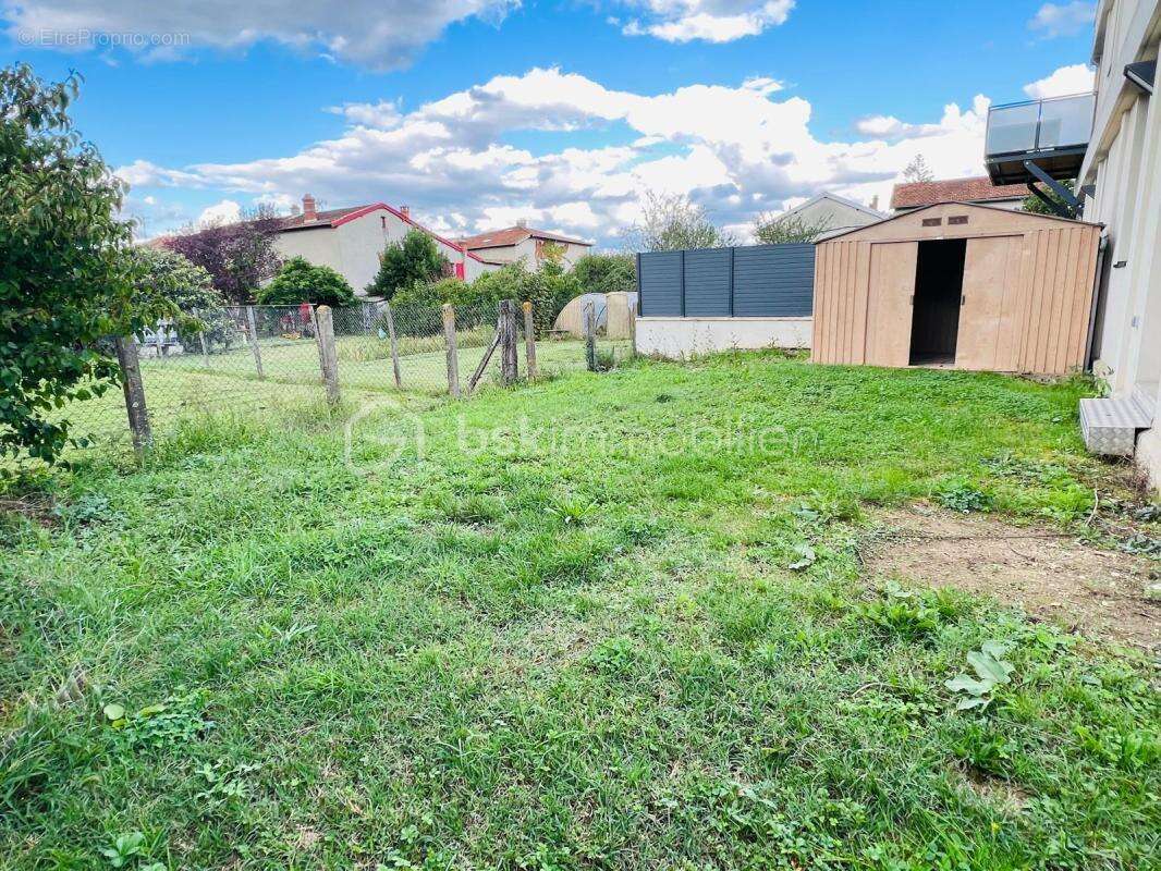 Appartement à CRAPONNE