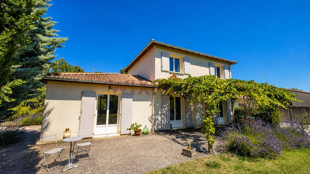 Maison à ROMANS-SUR-ISERE