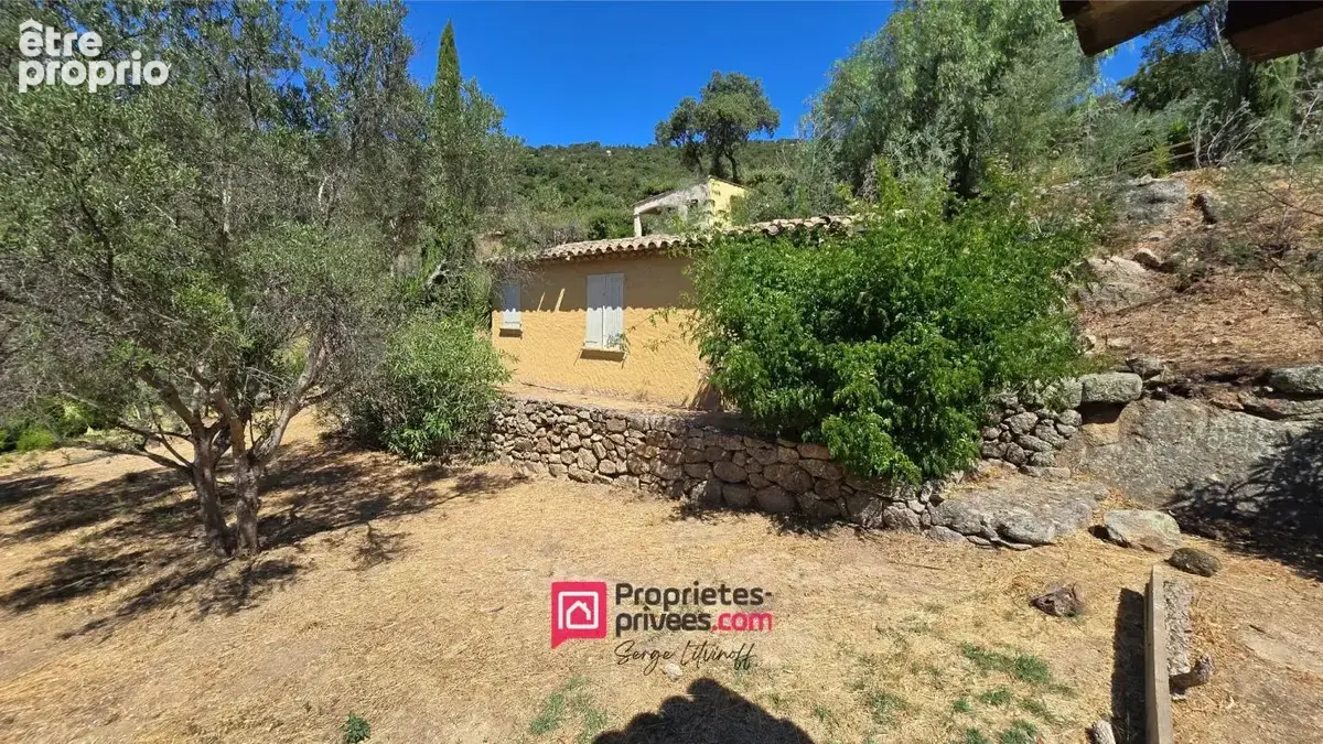 Au coeur du Golf de St Tropez - maison provençale 110m2 - avec piscine sur 4400 m2 - 649.000 - photo 14