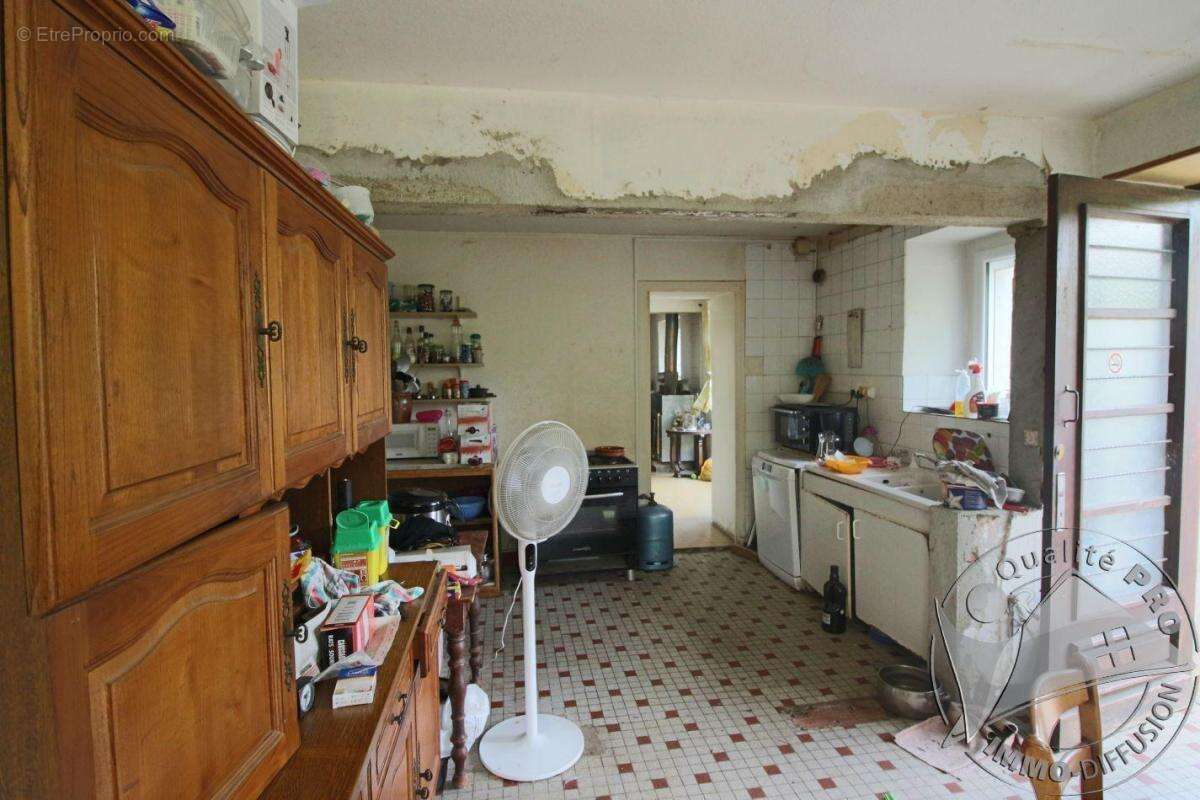 Maison à PUY-L&#039;EVEQUE