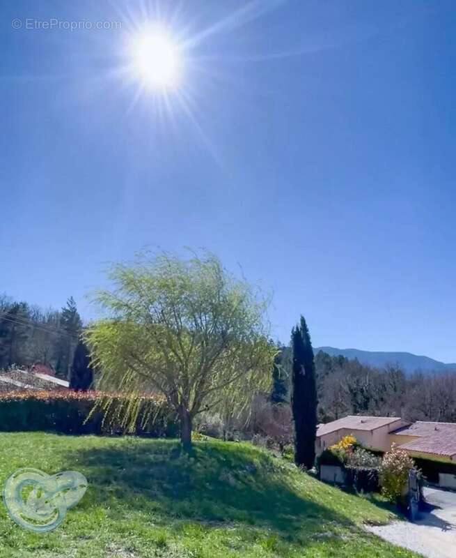 Maison à MONTBRUN-LES-BAINS