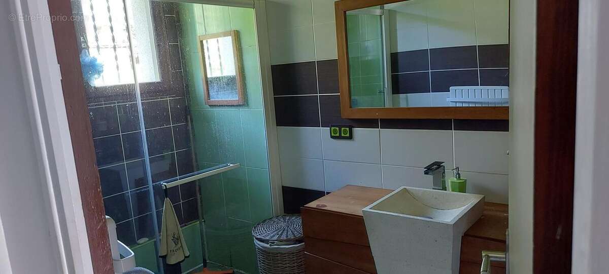 Maison à BONNAC-LA-COTE