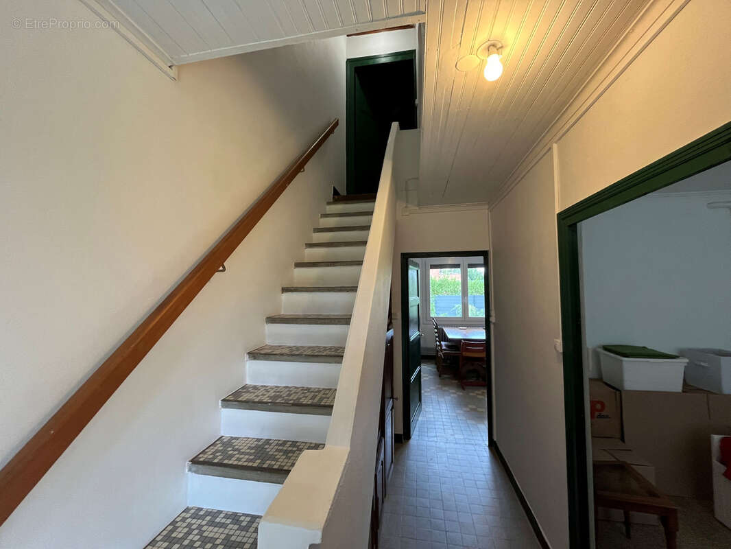 Maison à L'ABERGEMENT-DE-CUISERY