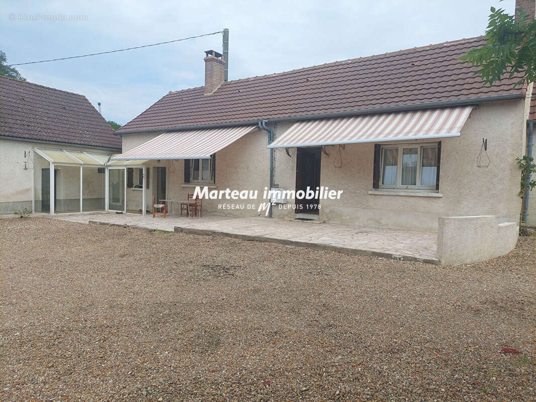 Maison à VILLAINES-SOUS-LUCE