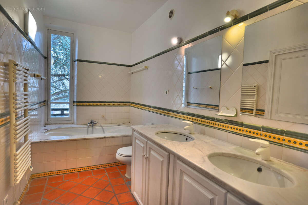 Maison à BOURRON-MARLOTTE