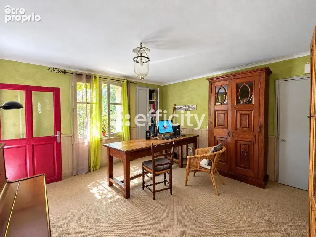 Maison 8 pièces 202 m² à vendre à Pont-Saint-Esprit (30130) - photo 20