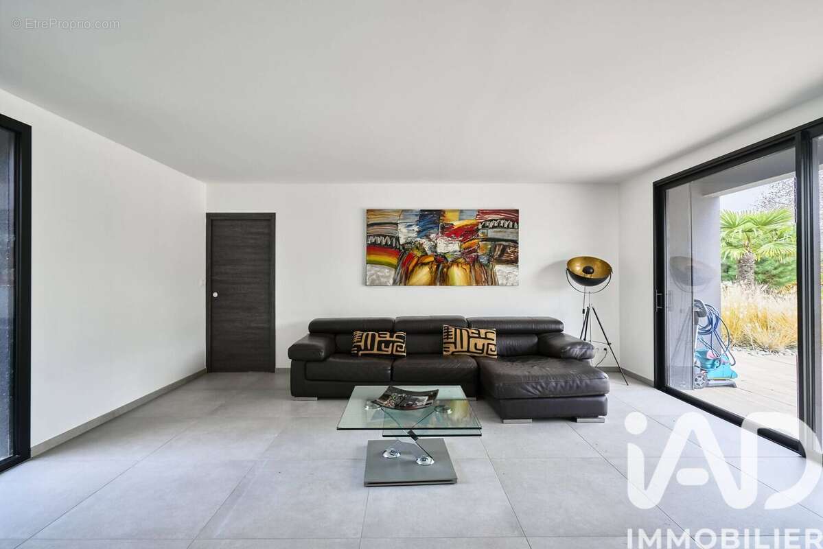 Photo 8 - Maison à CAMPHIN-EN-PEVELE