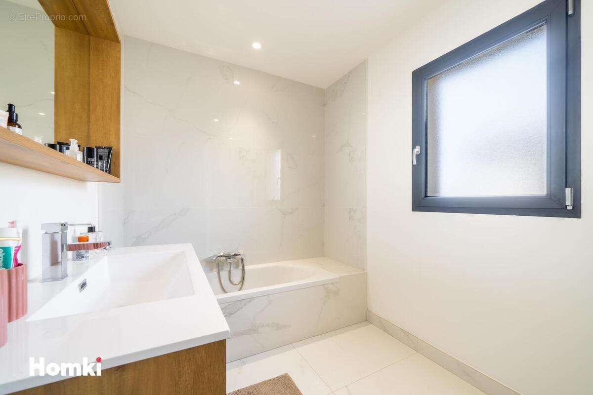 Maison à LANSARGUES