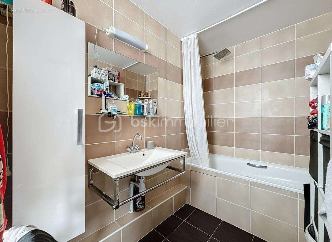 Maison à BONNEUIL-SUR-MARNE