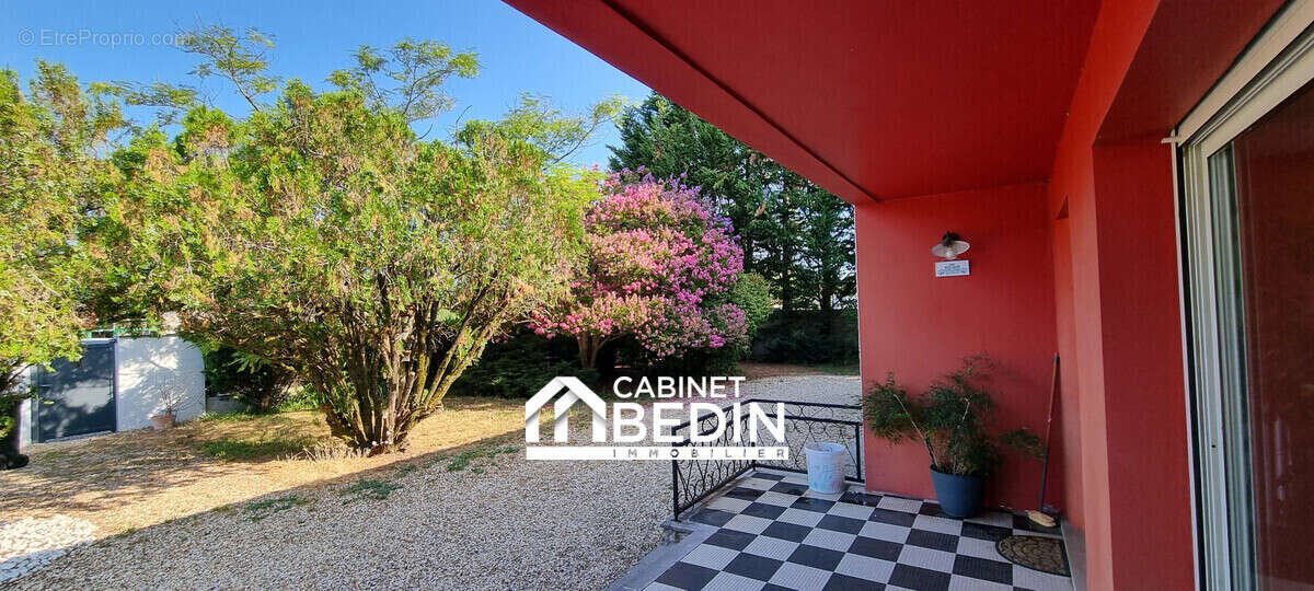 Maison 92 m² à Canejan  - photo 6