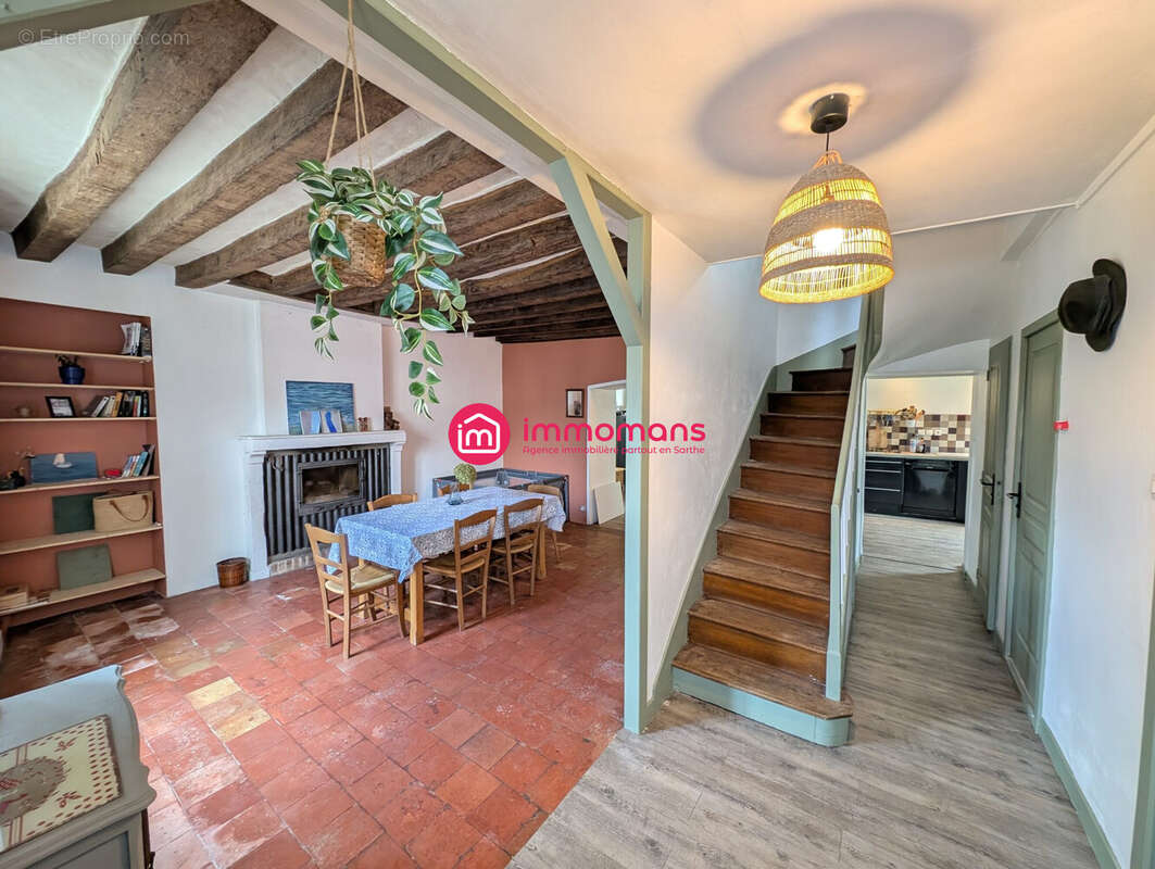 Maison à SAVIGNE-L'EVEQUE