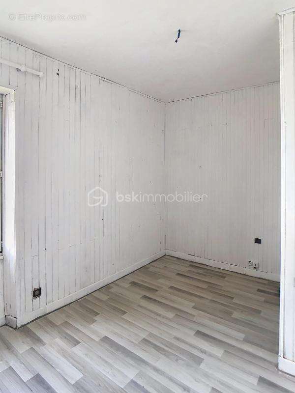 Maison à AMILLY