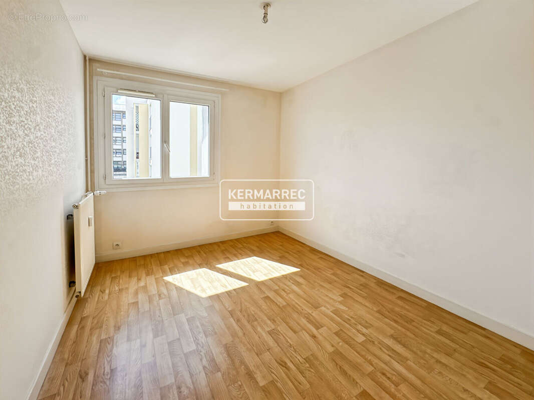 Appartement t4 - saint yves - garage - photo 8