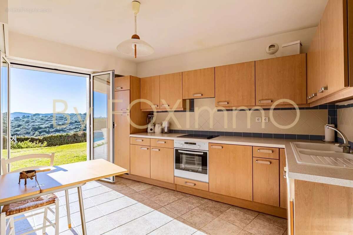 Maison à VILLENEUVE-LOUBET