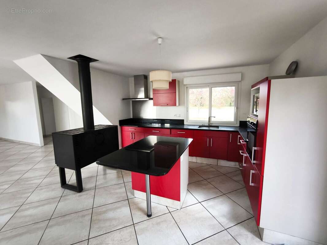 Maison à PLOUZEVEDE