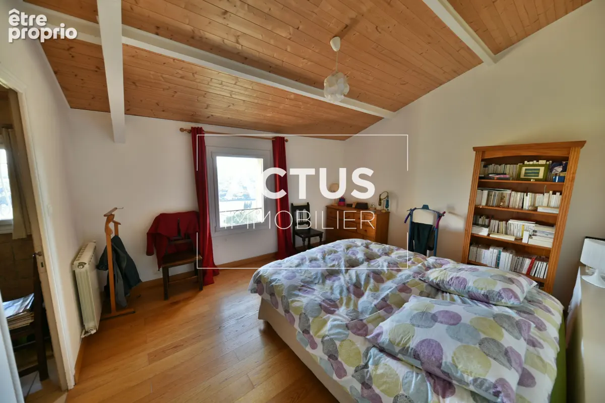 Maison 152 m² à Cornillon-Confoux  - photo 8
