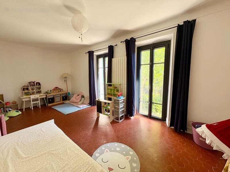 Magnifique maison en pierre de caractère avec annexes à Fayence (175 m² habitables + 126m2 de dépendances) (83) - photo 14