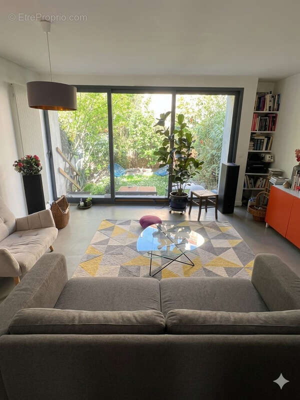 Maison 98 m² à Bagnolet  - photo 3