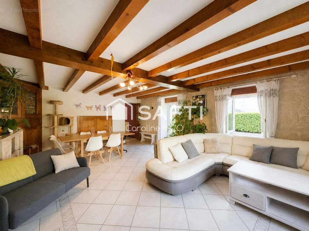 Maison 175 m² à La Chaumusse  - photo 2