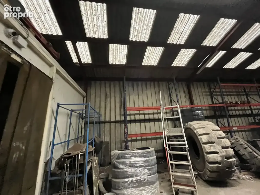 Bâtiment de 780.00 m2 sur une parcelle de 2926 m2 - photo 5